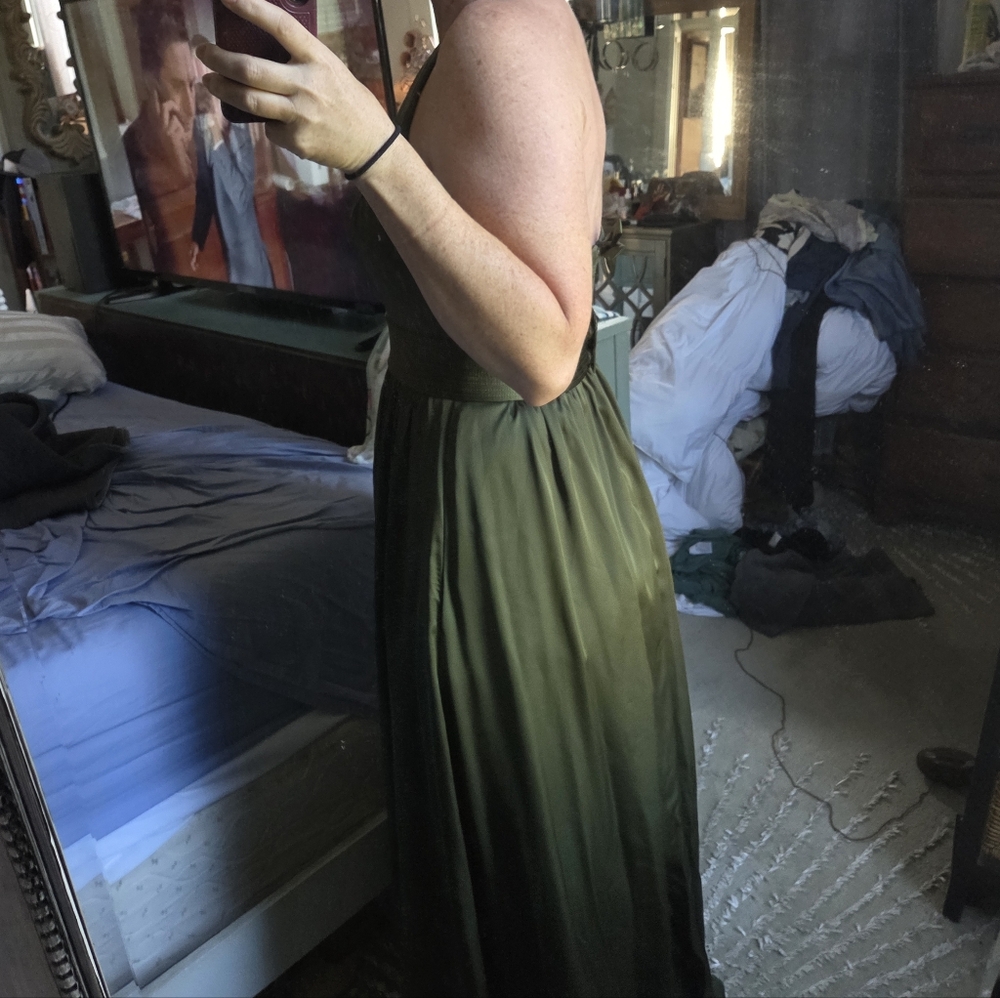 Vera Wang White Label Green Formal Halter Dress - Picture 4 of 9